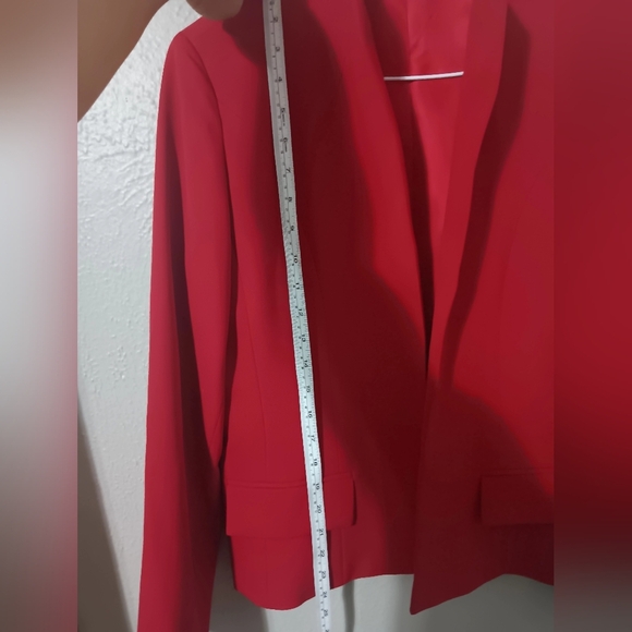 Austin Reed, 100% Worsted Wool, Red Blazer Modern Professional Design - Picture 8 of 8